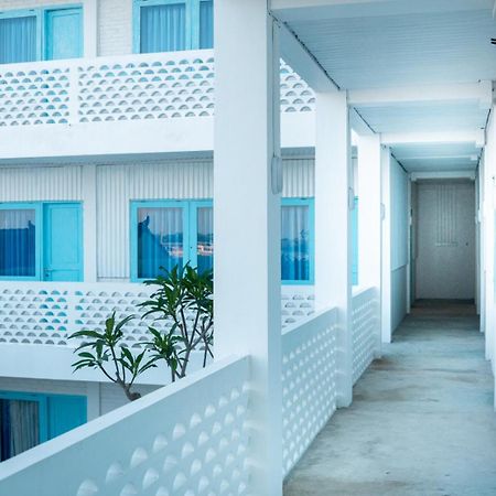Paras Paros Marina Lodge Санур Экстерьер фото