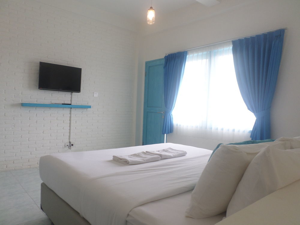 Paras Paros Marina Lodge Санур Экстерьер фото